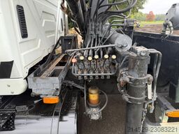 International 7600