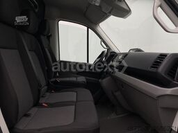 VOLKSWAGEN Crafter 50 DSG *MAXI EXTRALANG* AHK 3,5t