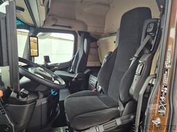 MERCEDES-BENZ Actros 1848 LS Öl-Retarder Standklima