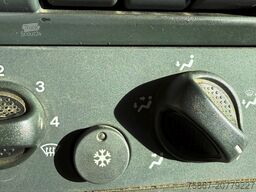 Iveco EUROCARGO 120E21