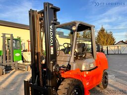 Toyota 42-4FD40 / DIESEL / 4500KG / DUPLEX / FO