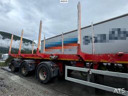Huttner Timber trailer w/ 17 t/m Epsilon crane and extensi