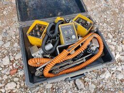 Demag Fertiger DF 40 C. Gehwegfertiger Niviliere. 45