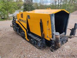 Demag Fertiger DF 40 C. Gehwegfertiger Niviliere. 45