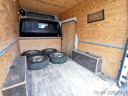 FORD Transit 2.2TDCI/74kw L1H1/ AHK 2T