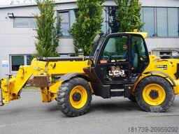 JCB 540-140 telescopic loader / 14 m range