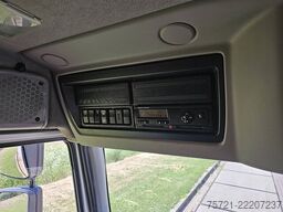RENAULT D 220