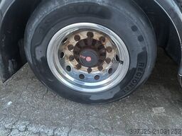 Kraker Walkingfloor / Schubbodenauflieger