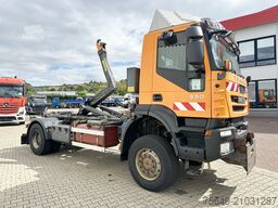 Iveco-Magirus Trakker AD190T33WP 4x4 Trakker AD190T33WP 4x4, Winterdienstausstattung
