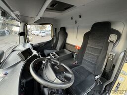 Mercedes-Benz Atego 1627L 4-Fleisch-Rohrbahnen T-1000