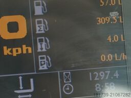 JCB 535-95 / 3.5 T / range 9.5 m / joystick