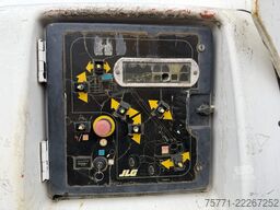 JLG 460SJ PODNOŚNIK WYSIĘGNIKOWY TELESKOPOWY 7,7 TON