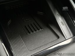 SKODA 1.0TSi Monte Carlo PADACH KAMERA+PDC ACC LM17