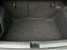 SKODA 1.0TSi Monte Carlo PADACH KAMERA+PDC ACC LM17