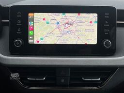 SKODA 1.0TSi DSG TOP & Selection KAMERA+PDC V/H LM17