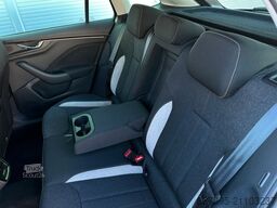 SKODA 1.0TSi DSG TOP & Selection KAMERA+PDC V/H LM17