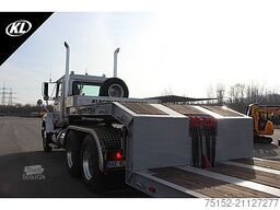 Mack CH 613 Heavy Hauler