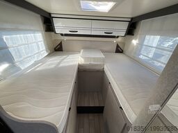 FORSTER T 669 EB, Markise, Radio mit Navi+Rückfahrkamera