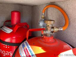 FORSTER T 669 EB, Markise, Radio mit Navi+Rückfahrkamera