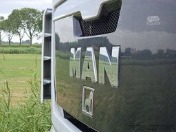 MAN 26.440 TGX 6X2 TAILLIFT