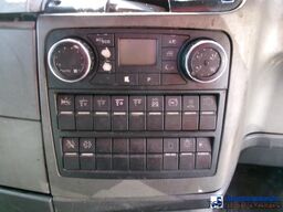 MAN TGX 26.480 6X2 RHD