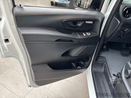 Mercedes-Benz eVito 129 Vito Tourer 9-Sitze Akku: 97% SoH