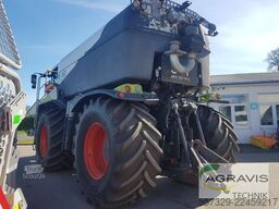 Claas XERION 4000 SADDLE TRAC
