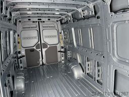 MAN TGE 3.180 L4H3 Kasten 4x4 STANDHZ ACC LENKRADHZ