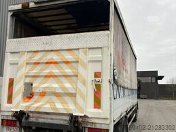 Renault Premium 270R