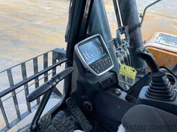 Hyundai HX480L
