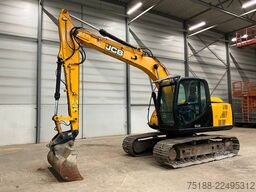 JCB JS 131 LC