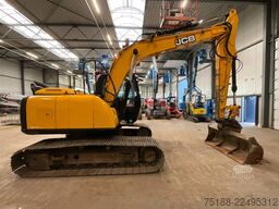 JCB JS 131 LC
