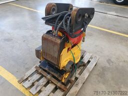 Rädlinger Schwenkrotator CAT M318 / CW 40 / 2016