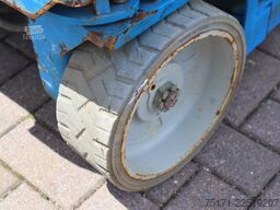 Genie GS1932 Electric, Working Height 7.8 m, 227kg Capac
