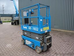 Genie GS1932 Electric, Working Height 7.8 m, 227kg Capac