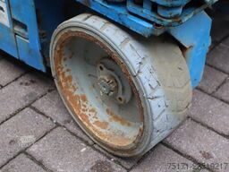 Genie GS1932 Electric, Working Height 7.8 m, 227kg Capac