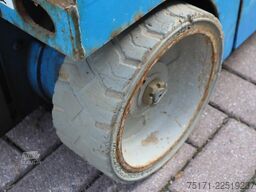 Genie GS1932 Electric, Working Height 7.8 m, 227kg Capac