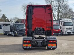 Volvo FH 13.500 Globetrotter XL - Low deck - I save -...