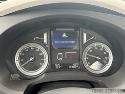 DAF LF 180 FA / 391 dkm / Global Recovery Tow Truck...