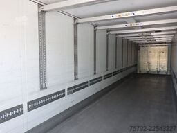 SCHMITZ CARGOBULL SKO 24/L FP 45 Doppelstock/Thermo-King/532 Std.