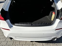 BMW 118d ADVANTAGE + AUTOMATIK + SCHECKHEFT + HU LED