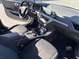 BMW 118d ADVANTAGE + AUTOMATIK + SCHECKHEFT + HU LED