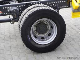 Renault D16 / Chassis 7.1 m / Differential lock