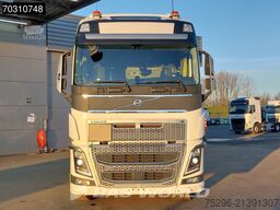 Volvo FH16 650 6X4 ADR Xenon Hydraulic