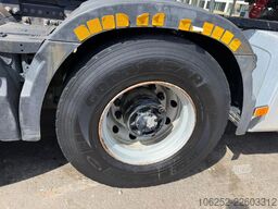 Volvo FMX 460 6x4 AJK WISSELSYSTEEM: TREKKER / HAAKSY...