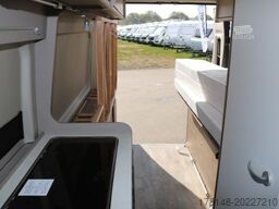 Carado Camper Van 640