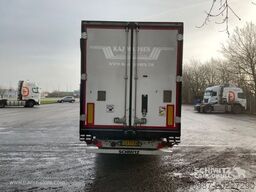Schmitz Cargobull Tiefkühler Multitemp Doppelstock Trennwand