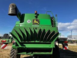 John Deere T660i