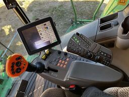 John Deere T660i