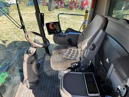 John Deere T660i